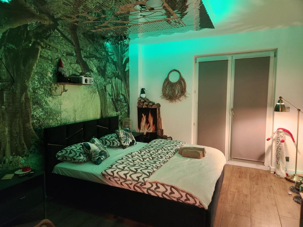 Warszawa Wola Wyjatkowe Studio Z Jacuzzi, Sauna I Fotelem Do Masazu - Exceptional Studio In Warsaw With Jacuzzi, Sauna And Massage Chair Buitenkant foto